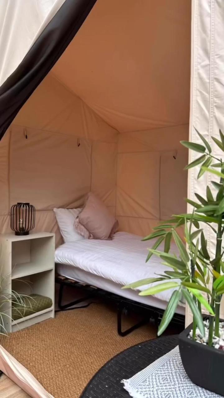 Bell Tent Village Nottingham Exteriör bild